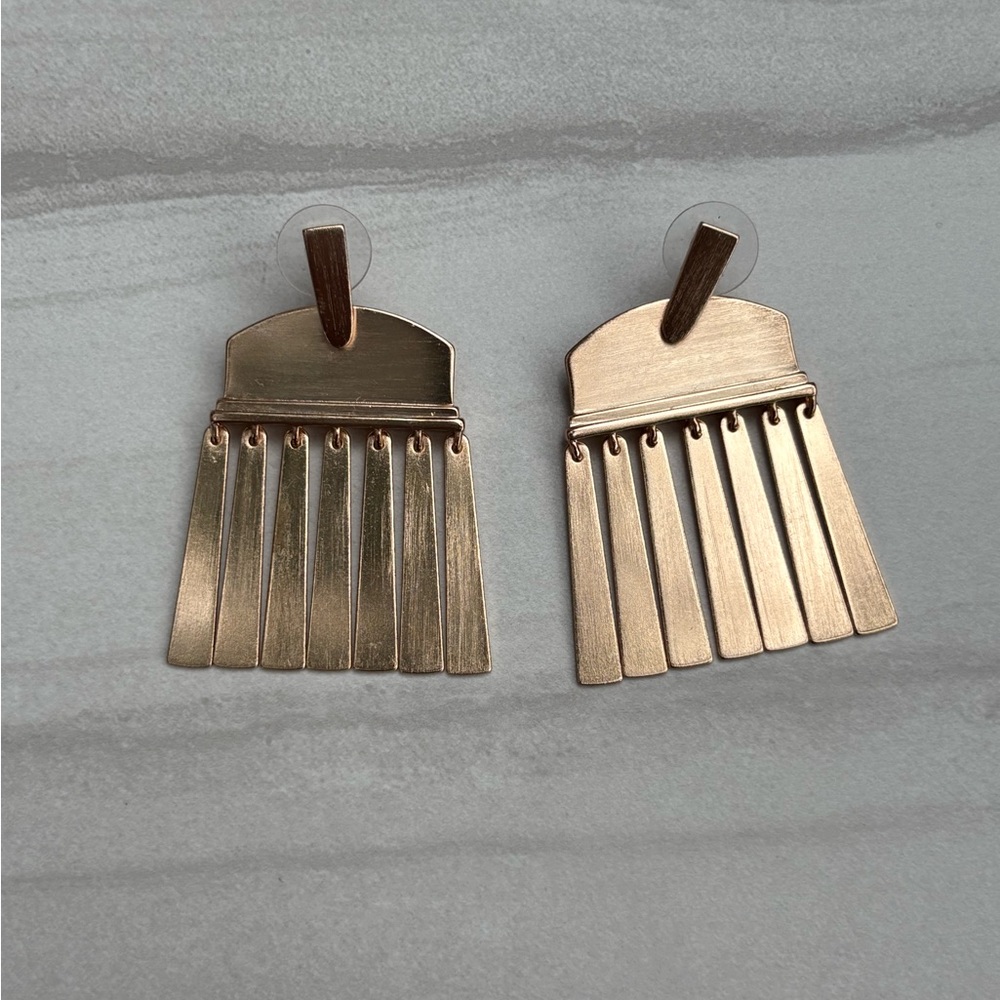 Kendra Scott Rose gold Layne earring - Picture 1 of 1